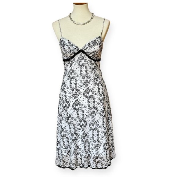 White House Black Market Dresses & Skirts - White House Black Market Spaghetti Strap Midi Dress